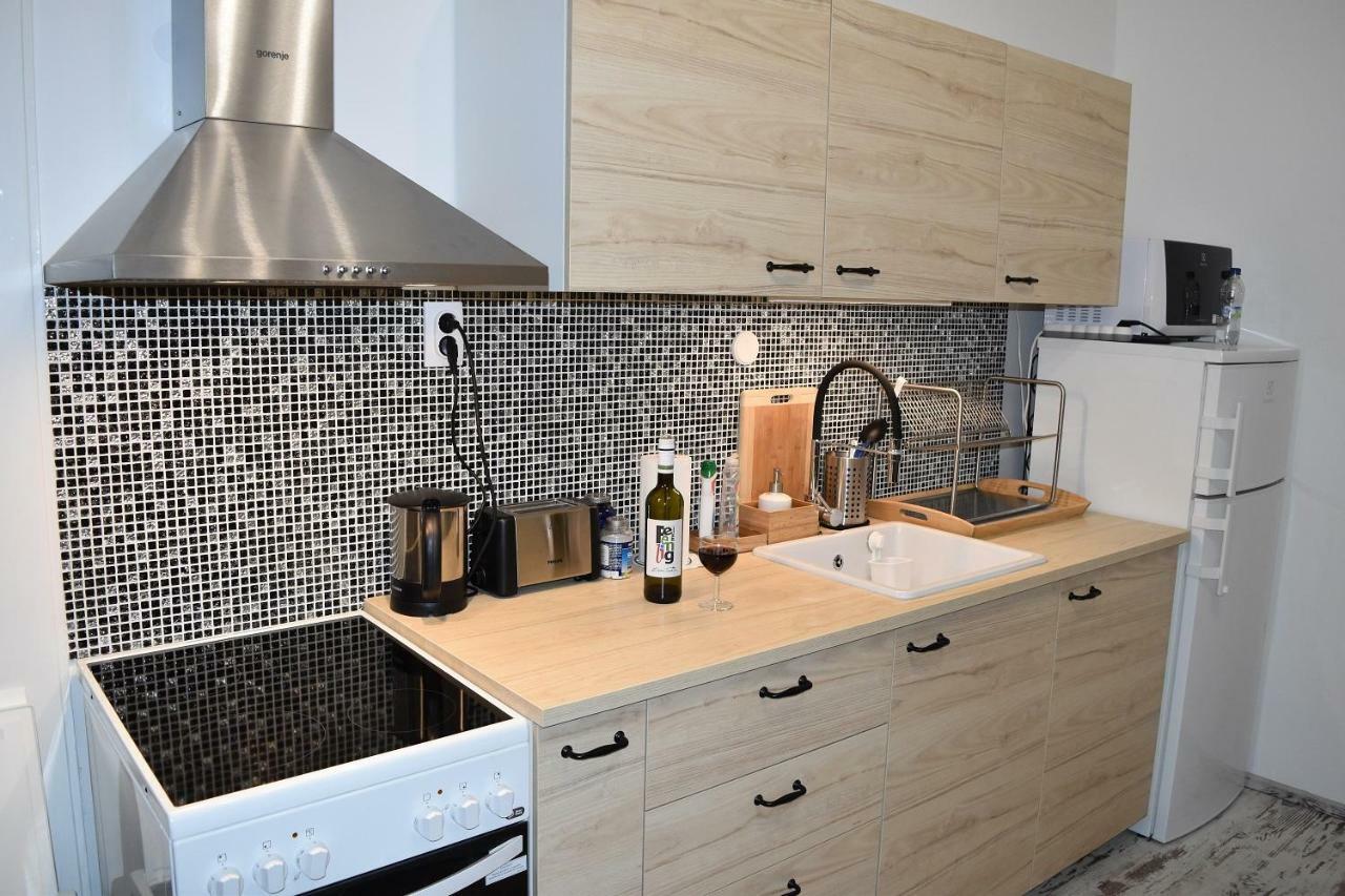 Lara Downtown Apartment Boedapest Buitenkant foto